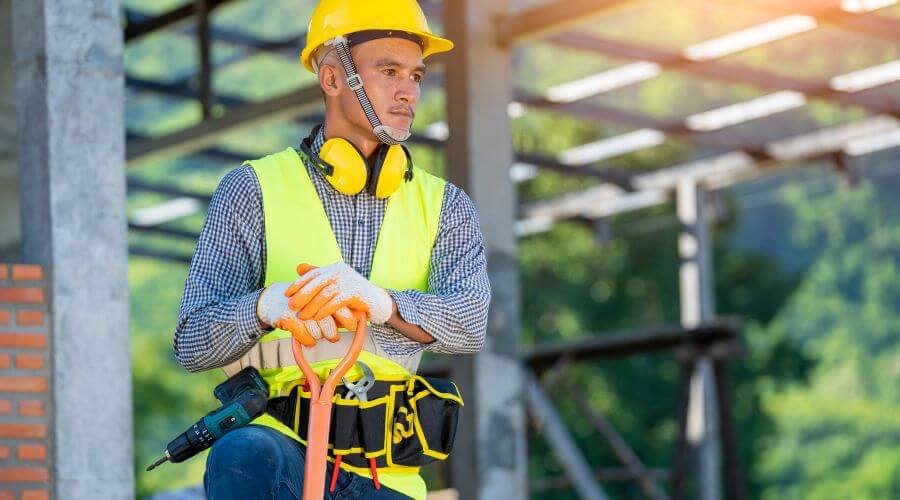 Professional gutter cleaning in Dayton, OR